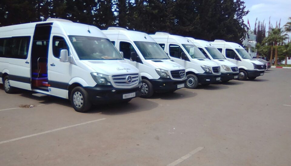 Minibus avec chauffeur 17 places